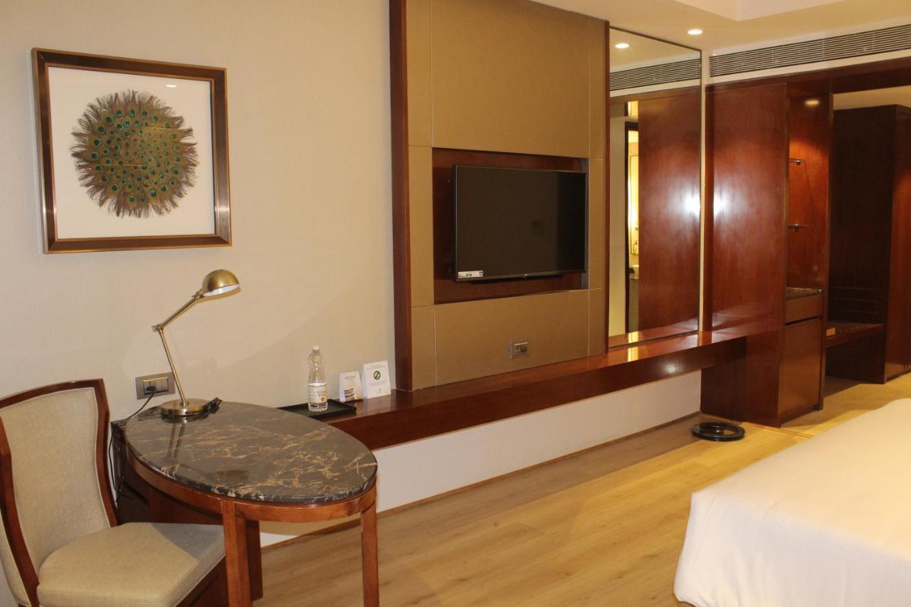 Hotel Lemon Tree Premier, Dwarka Zewnętrze zdjęcie