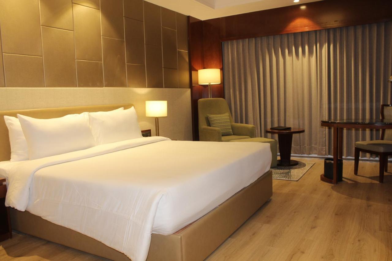 Hotel Lemon Tree Premier, Dwarka Zewnętrze zdjęcie