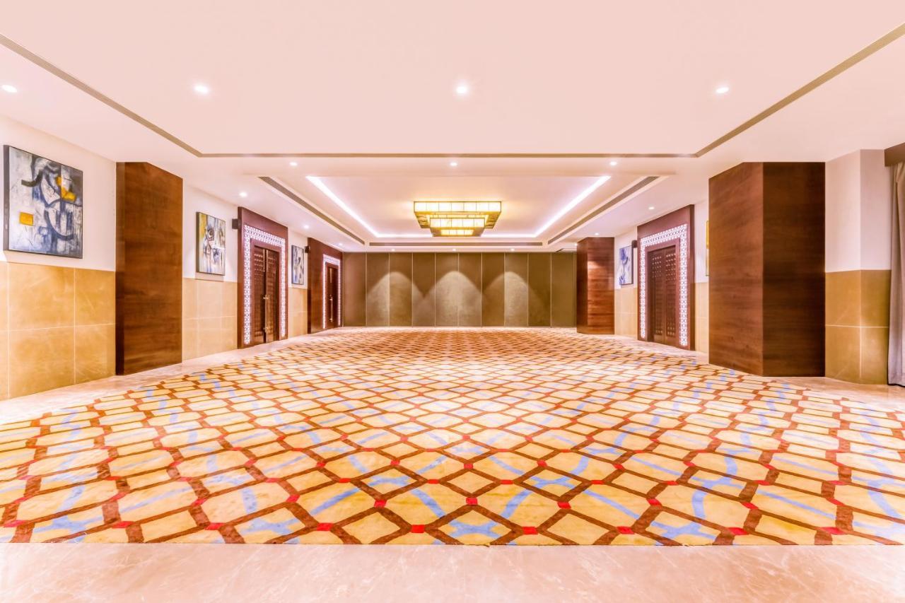 Hotel Lemon Tree Premier, Dwarka Zewnętrze zdjęcie