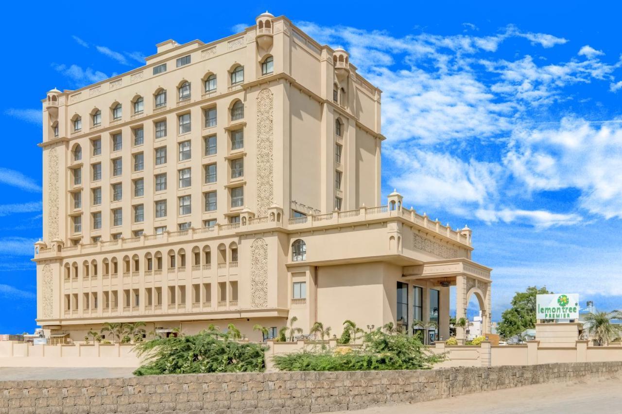 Hotel Lemon Tree Premier, Dwarka Zewnętrze zdjęcie
