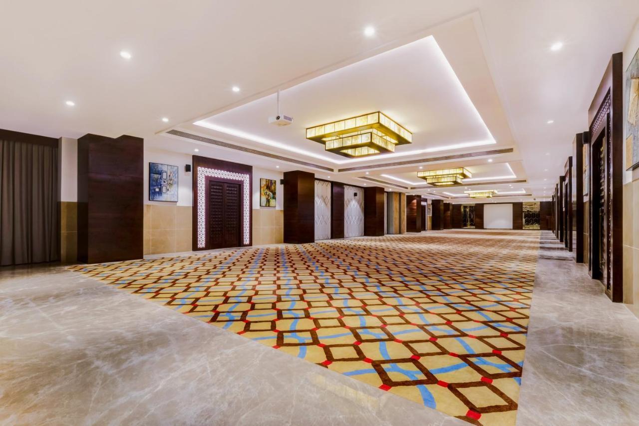 Hotel Lemon Tree Premier, Dwarka Zewnętrze zdjęcie
